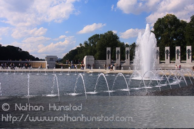 The fountain at the WWII Memorial
